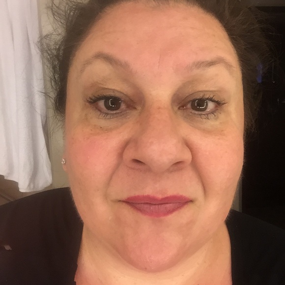 Meet your Posher, Janice - Picture 1 of 1